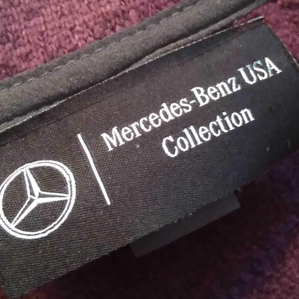 Mercedes-Benz USA Collection Performance Zipper Jacket - Picture 4 of 9